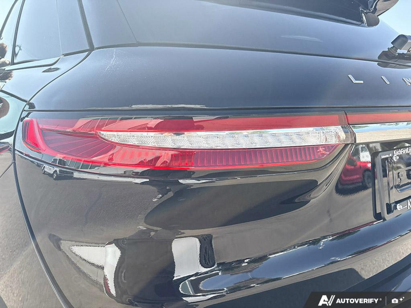 USED 2026 Lincoln Corsair Reserve - Infinite Black Metallic Clearcoat Exterior / LIGHT SMOKED TRUFFLE, PREMIUM LEATHER-TRIMMED HEATED/VENTILATED Interior - $58,950 - Stock #EP4741 - VIN 5LMCJ2DA7TUL00083 - Photo 11