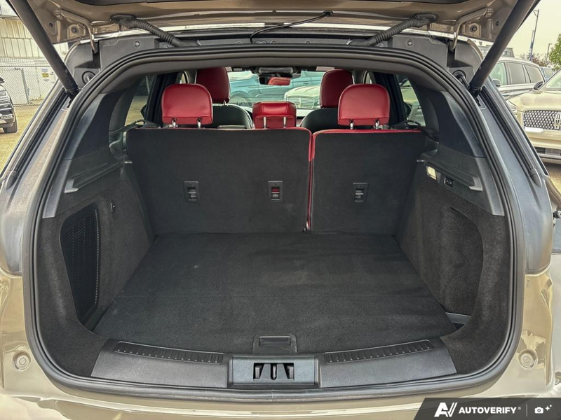 USED 2026 Lincoln Corsair Reserve - Harbor Gray Met Cc Exterior - $62,950 - Stock #EP4716 - VIN 5LMCJ2DA0TUL00037 - Photo 12
