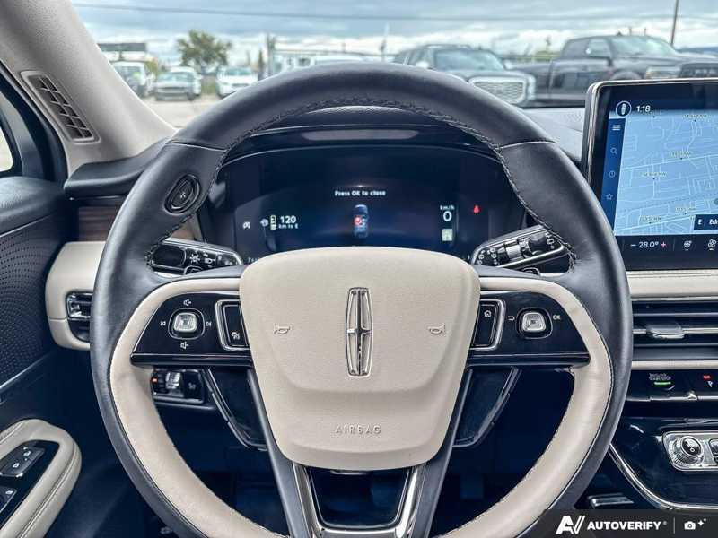 USED 2026 Lincoln Corsair Reserve - Crystal White Tricoat Exterior - $61,937 - Stock #EP4715 - VIN 5LMCJ2DA0TUL00085 - Photo 14