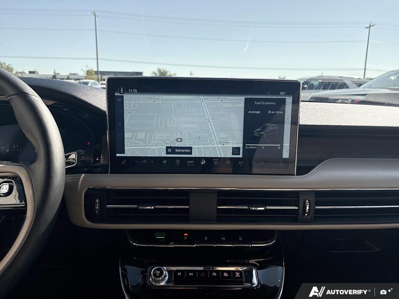 USED 2026 Lincoln Corsair Reserve - Infinite Black Metallic Clearcoat Exterior / LIGHT SMOKED TRUFFLE, PREMIUM LEATHER-TRIMMED HEATED/VENTILATED Interior - $58,950 - Stock #EP4741 - VIN 5LMCJ2DA7TUL00083 - Photo 19