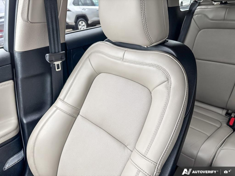 USED 2026 Lincoln Corsair Reserve - Crystal White Tricoat Exterior - $61,937 - Stock #EP4715 - VIN 5LMCJ2DA0TUL00085 - Photo 20