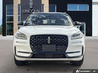 USED 2026 Lincoln Corsair Reserve - Pristine White Metallic Tri-coat Exterior - $63,976 - Stock #EP4740 - VIN 5LMCJ2DA2TUL00119
