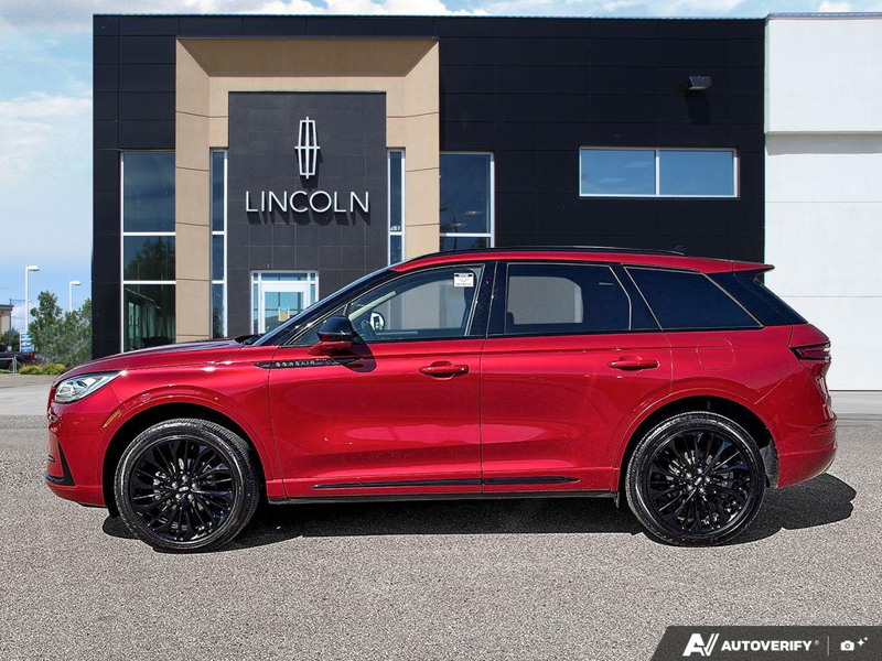 USED 2026 Lincoln Corsair Reserve - Red Exterior - $69,988 - Stock #EP4725 - VIN 5LMCJ2DA2TUL00024 - Photo 3