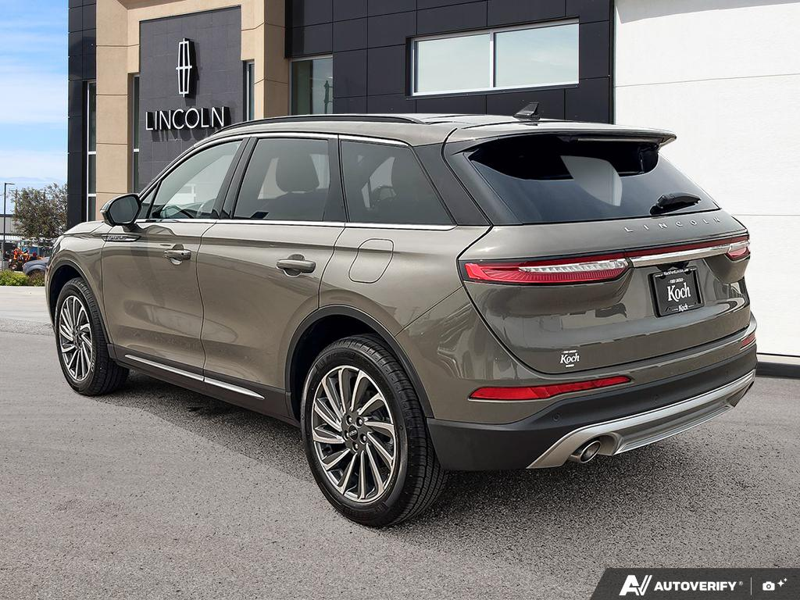 USED 2026 Lincoln Corsair Reserve - Harbor Gray Met Cc Exterior - $62,950 - Stock #EP4716 - VIN 5LMCJ2DA0TUL00037 - Photo 4