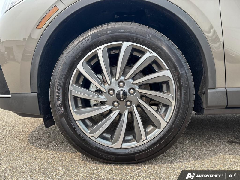 USED 2026 Lincoln Corsair Reserve - Harbor Gray Met Cc Exterior - $62,950 - Stock #EP4716 - VIN 5LMCJ2DA0TUL00037 - Photo 6