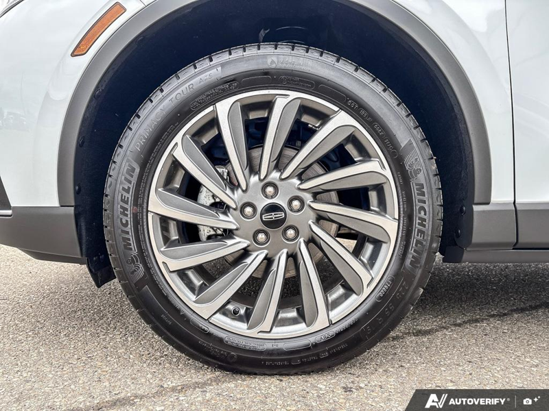 USED 2026 Lincoln Corsair Reserve - Crystal White Tricoat Exterior - $61,937 - Stock #EP4715 - VIN 5LMCJ2DA0TUL00085 - Photo 6