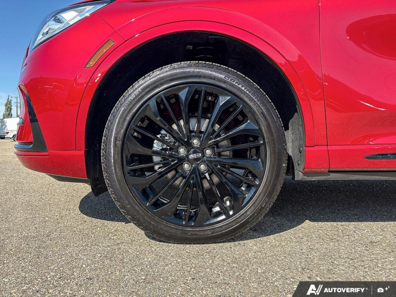USED 2026 Lincoln Corsair Reserve - Red Exterior - $69,988 - Stock #EP4725 - VIN 5LMCJ2DA2TUL00024 - Photo 6