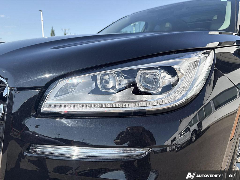 USED 2026 Lincoln Corsair Reserve - Infinite Black Metallic Clearcoat Exterior / LIGHT SMOKED TRUFFLE, PREMIUM LEATHER-TRIMMED HEATED/VENTILATED Interior - $58,950 - Stock #EP4741 - VIN 5LMCJ2DA7TUL00083 - Photo 8